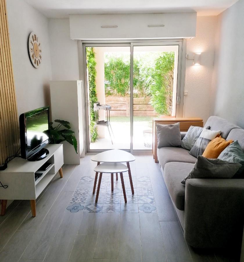 Appartement Frejus Avec Jardin, Piscine, Plage, Tennis Exterior foto